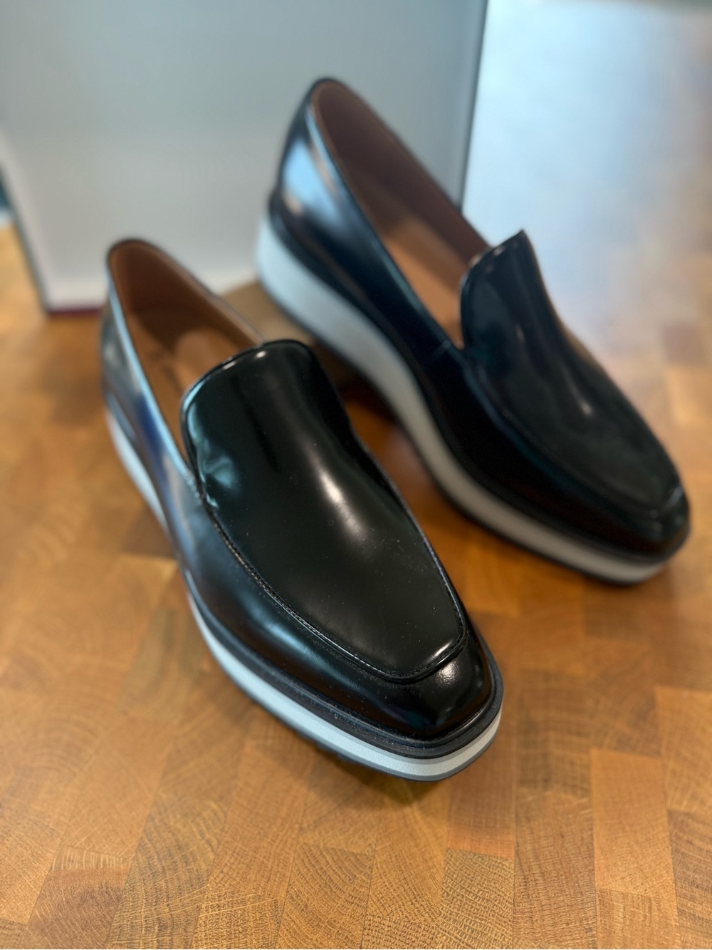 Women’s Johnston & Murphy Gracelyn Venetian Black Leather Platform Loafers